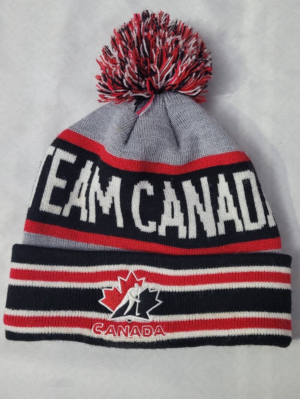 Team Canada Pom Stocking Cap Toque